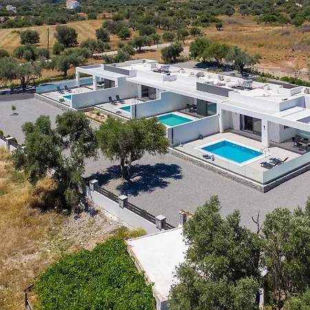 Armonia Apartment *